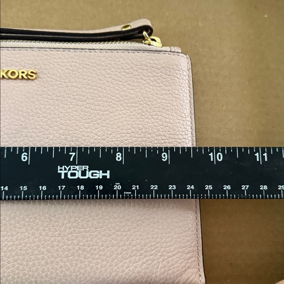 Michael Kors Light Pink Wristlet Clutch - Picture 4 of 4